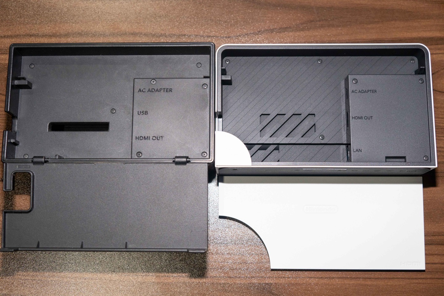 Nintendo Switch OLED 款式開箱動(dòng)手玩，7寸鮮明螢?zāi)淮蠓嵘龜y帶游玩視覺體驗(yàn)
