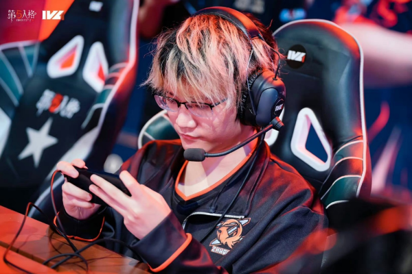 《第五人格》選手故事：FPX.ZQ_ZiBi——細(xì)致入微，篤行不怠
