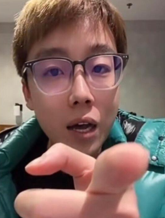 小手一指rap開始梗出處含義介紹